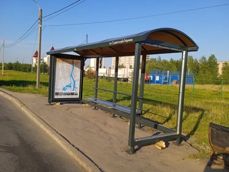 Москва великий новгород остановки. Остановка Великий Новгород. Остановки. Антивандальные остановки. Временный остановочный павильон.