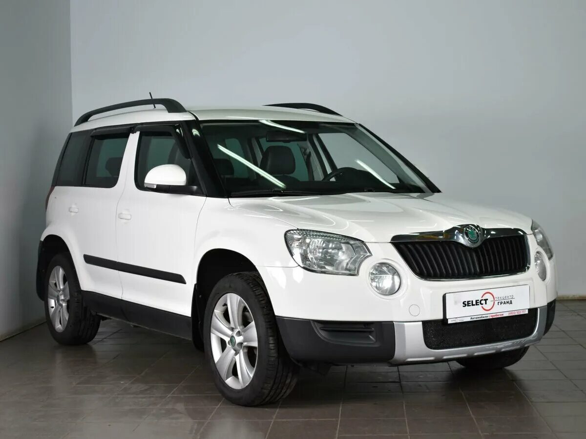 Авито машина шкода. Skoda Yeti 2012. Шкода Йети 1. Skoda Yeti 2012 1.8. Skoda Yeti 2012 белый.