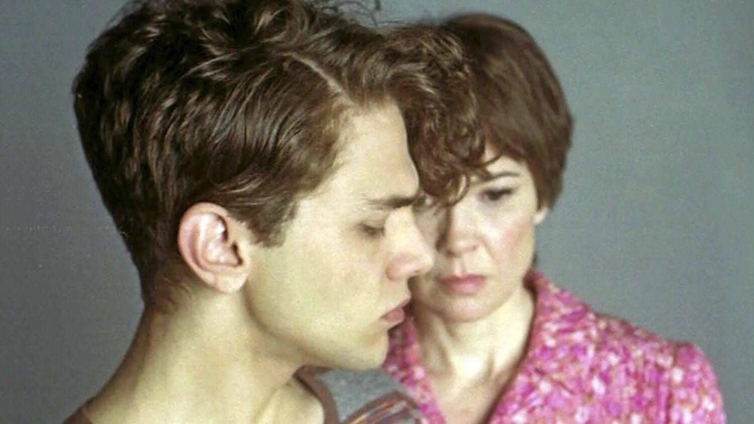 Любовь матери и сына за гранью. Mother and son Британия 1990. Сын хочет мама помогла