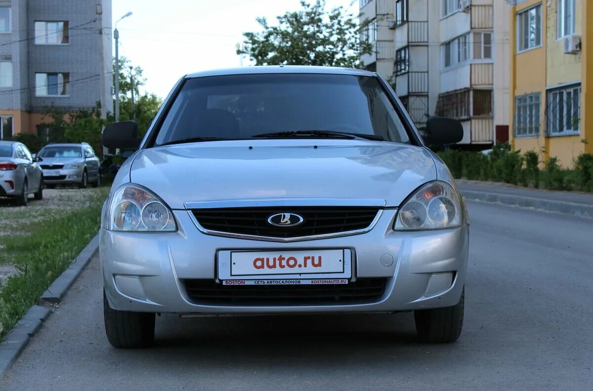 Lada priora новая. Приора 2011. Приора 1 2011 год. Приора седан 2011 года. Лада приора цвет бежевый.
