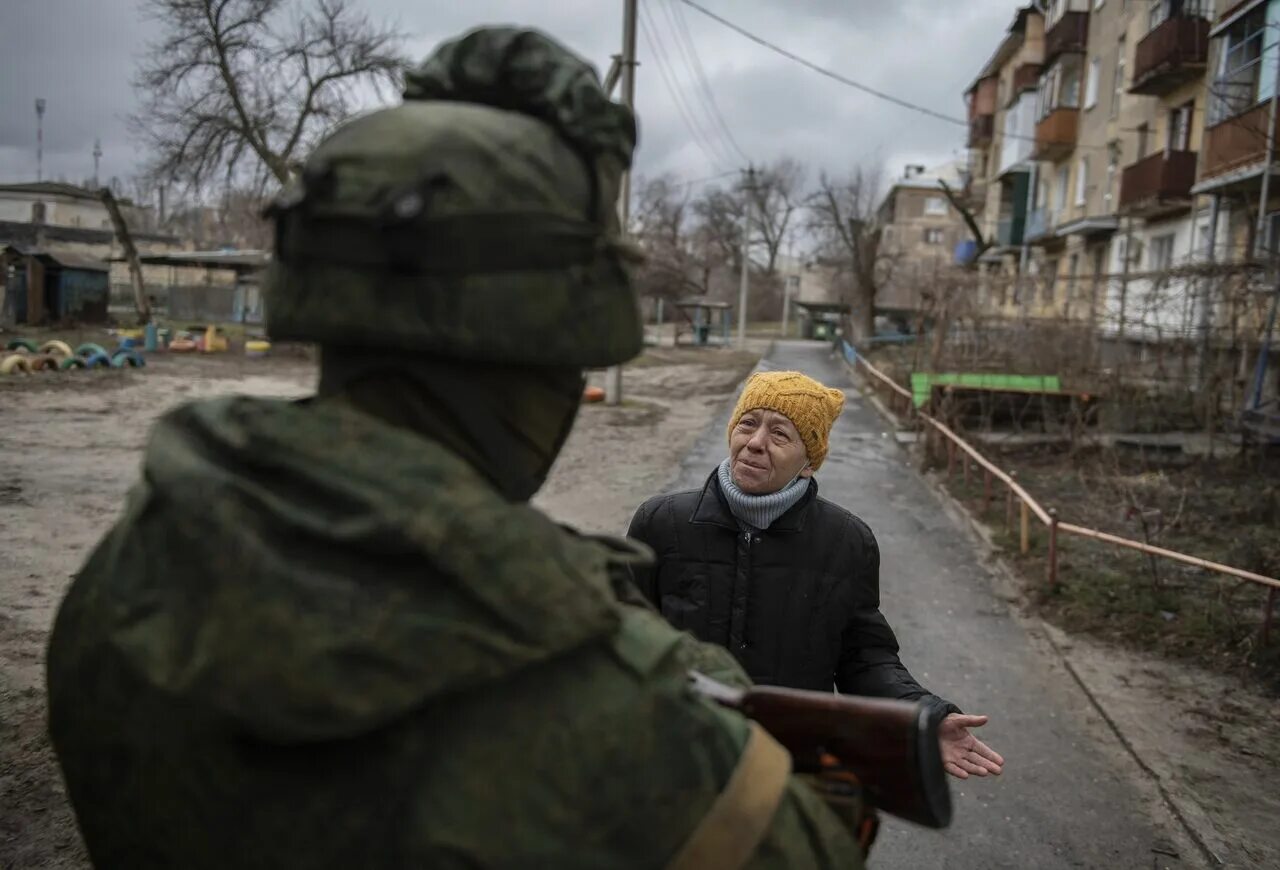 Старобельск освободили российские войска. Лнр заняли. Станица луганская лнр. Народная милиция донбасса. Олег бериславец лнр мвд.