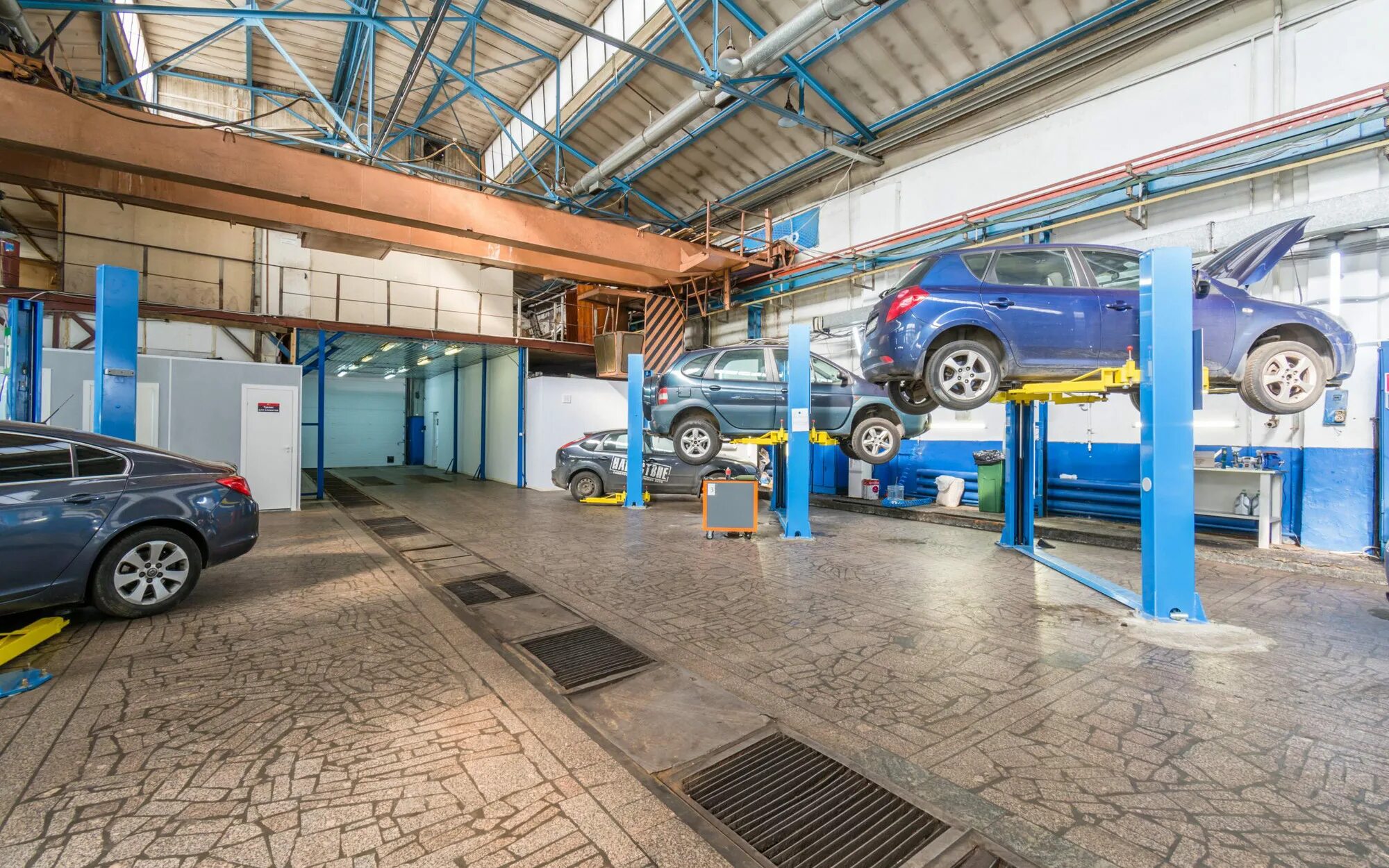 Автосервис площадь. Автопилот автосервис. автопилот площадь ильича. автосервис на новохохловской улице. сто рядом.