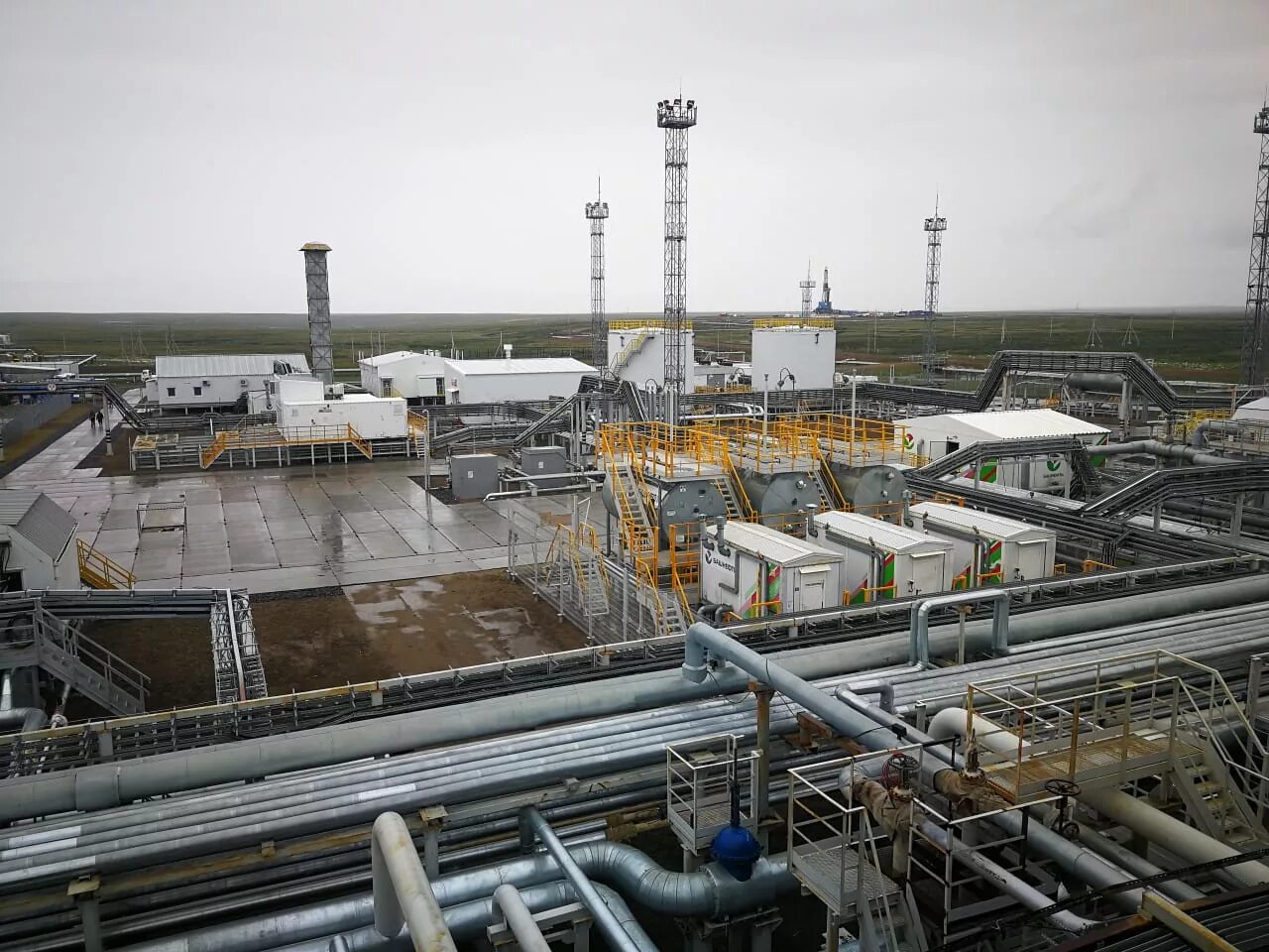 месторождение им р. баженовское месторождение нефти. обустройство нефтяных месторождений. юрский водоносный горизонт. урманское месторождение газпром нефти.