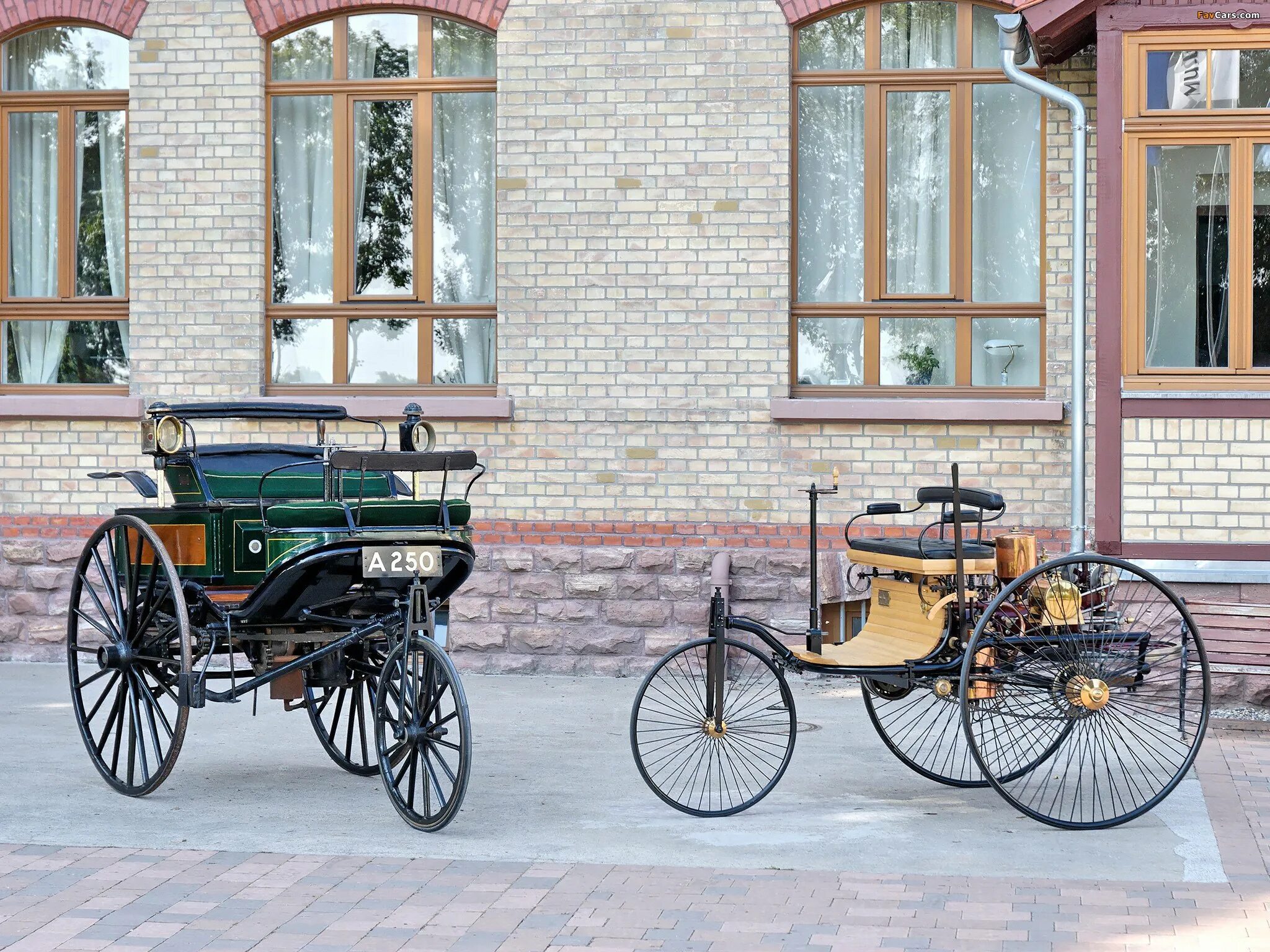 Первый автомобиль бенца. Benz Patent-Motorwagen 1886 года.