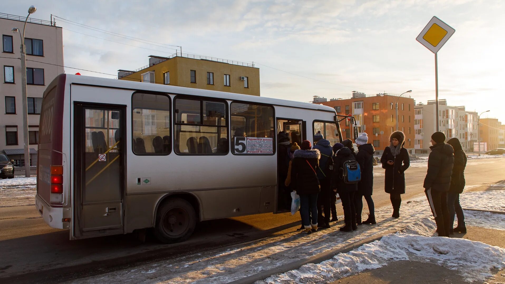 Автобусный транспорт Волгоград. Маршрутка 64а Волгоград. Автобус 5а Волгоград. Волгоград автобус 2. Маршрутка пятерка