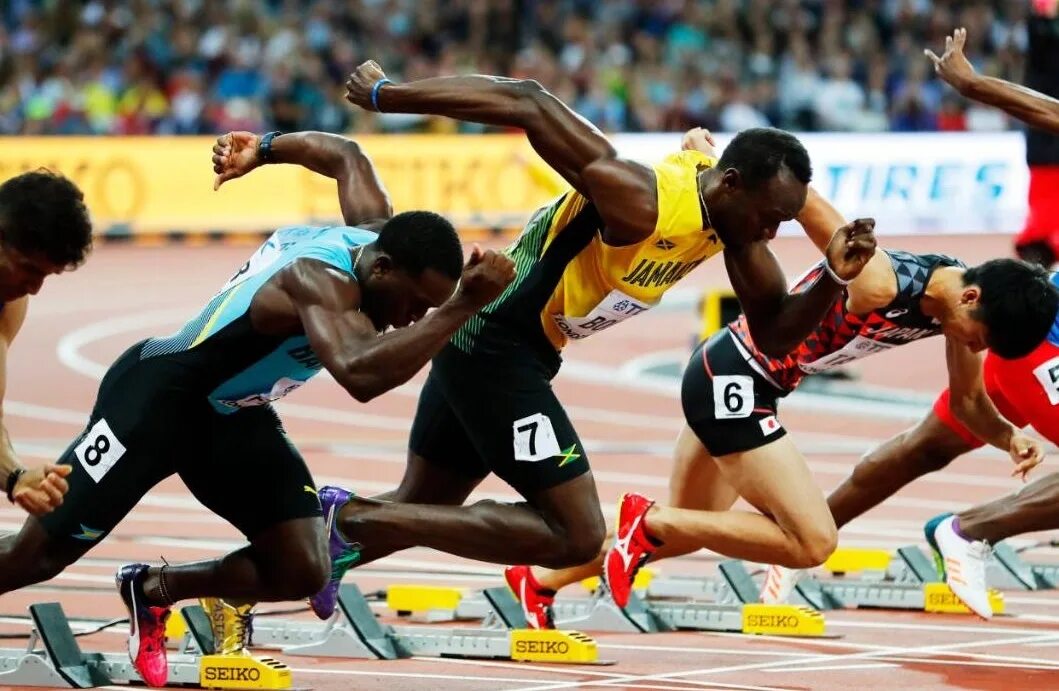 Рекорд 1 км бег мужчины. Усейн болт 200 метров. Рекорд Усейна болта на 100м. Усэйн болт 400 метров. Легкая атлетика 100 метровка.