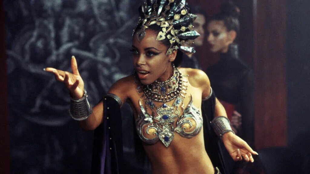 Revenge of the queen. Revenge of the queen