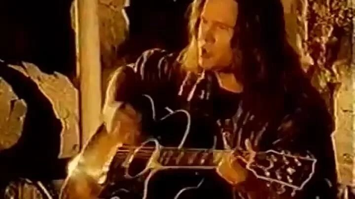 Колокольчик в твоих волосах. Чиж чиграков. Колокольчик в твоих волосах звучит соль диезом. Чиж и компания колокольчик в твоих. Колокольчик в твоих волосах звучит.