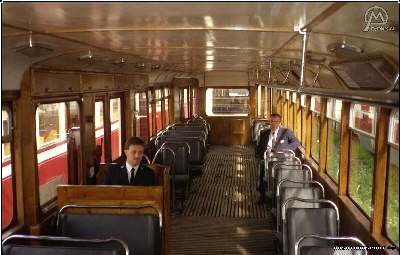 Как выглядит конка с 90 внутри Как мы строили ретропоезд Метро. Часть 1 Человек-метро Дзен