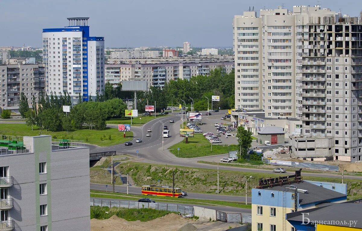 Павловский тракт фото. Барнаул спальный район. Барнаул спальные районы. Спальный район Леон Барнаул. Тобольск спальные районы.