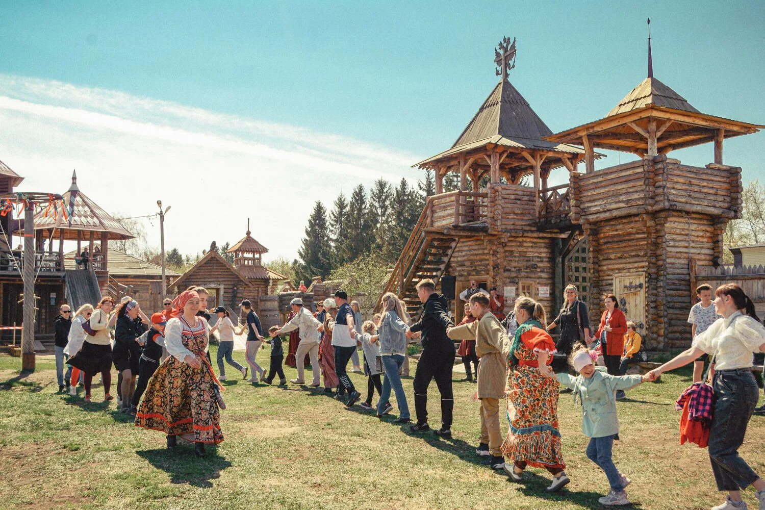 Музей заповедник старина Сибирская Большеречье. Старина Сибирская Большеречье. Старина Сибирская, Большеречье Омская область. Большеречье Омская область музей старина Сибирская. Работало красная горка