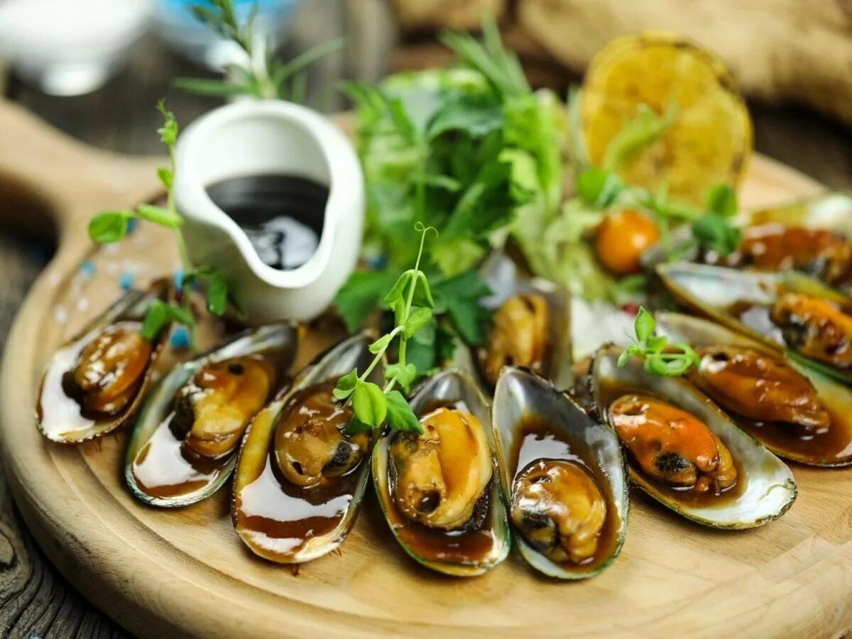 Двустворчатые моллюски мидии. Мидия грея. Mytilus chilensis. Мидия. История мидии.