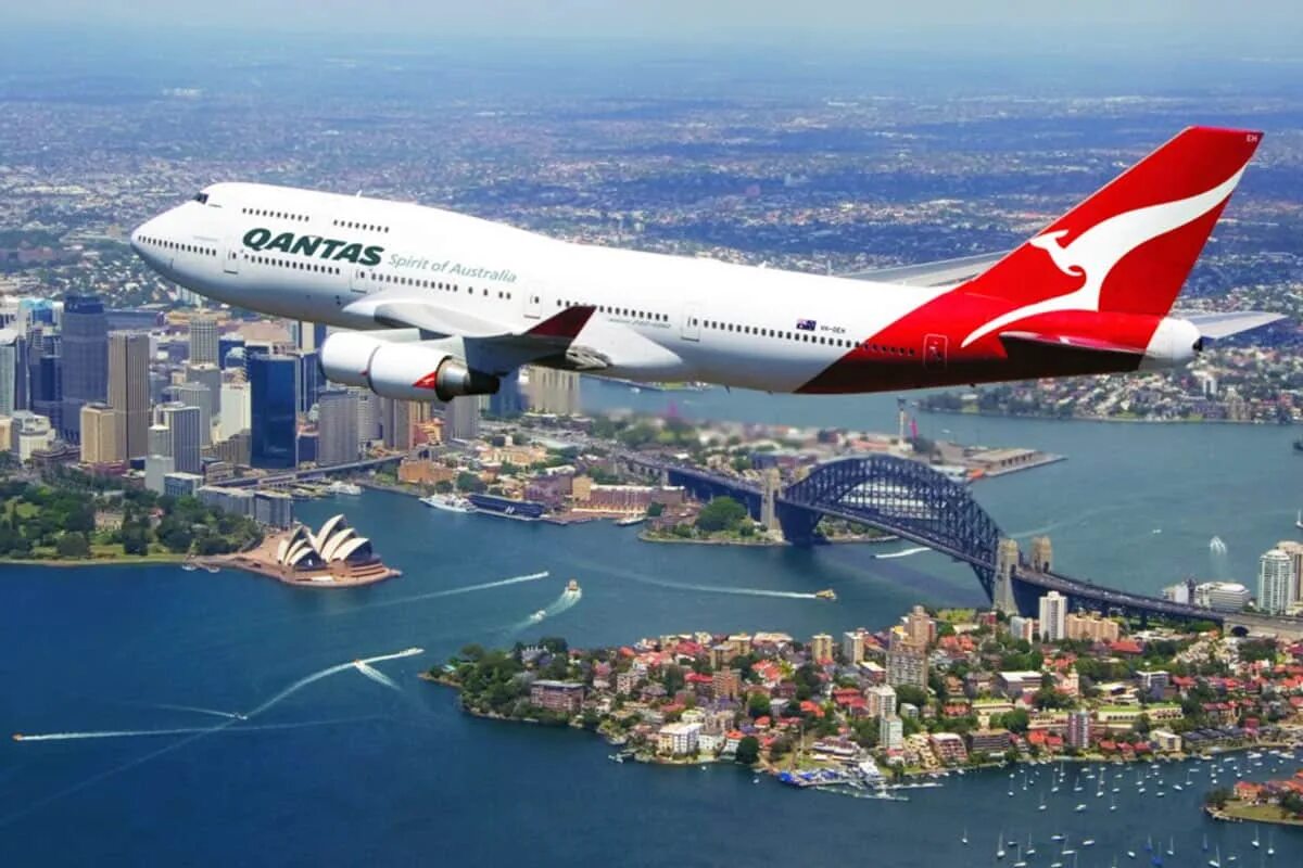 Авиационный транспорт страны. Квонтас (Qantas Airways Limited) Австралия. Боинг 747 Австралия. Австралия Qantas 2020. Воздушный транспорт.