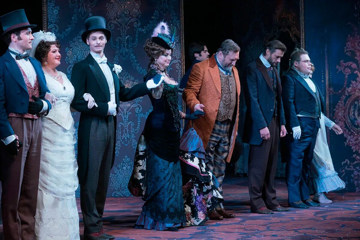 Пьеса красавец мужчина островский. Афиша островский красавец мужчина. Ревизор гоголь спектакль. Пьеса красавец мужчина островский. Мужчина пьеса островского.