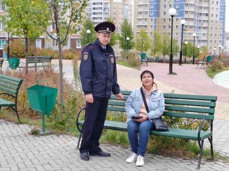 Полицейские в чебоксарах. Управление мвд чебоксары. Начальник полиции умвд чебоксары. Министр мвд чувашской республики 2002. Полиция город чебоксары.