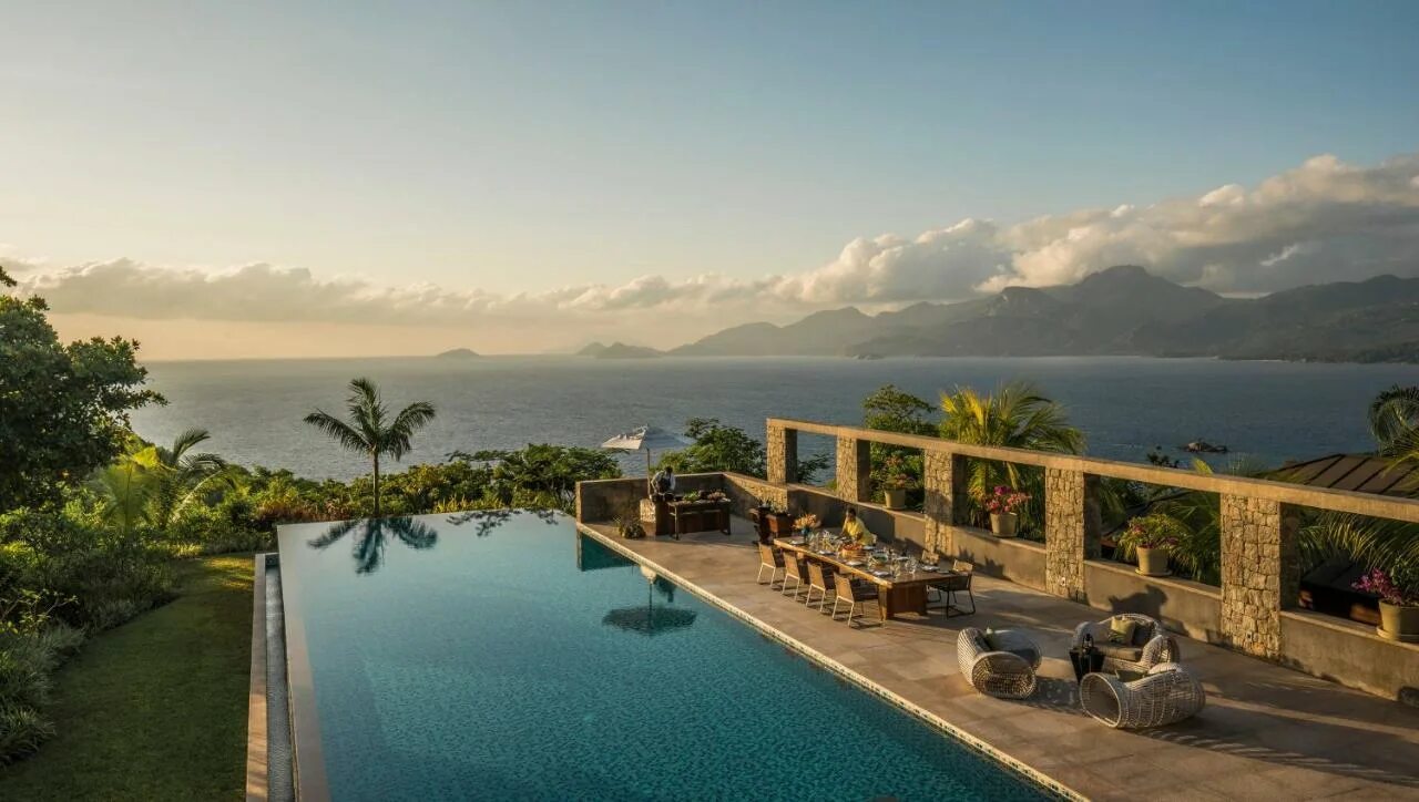 Four seasons seychelles. Сейшельские острова four seasons. сейшелы four seasons resort seychelles. 4 seasons hotel сейшелы. four seasons hotel seychelles пляж.