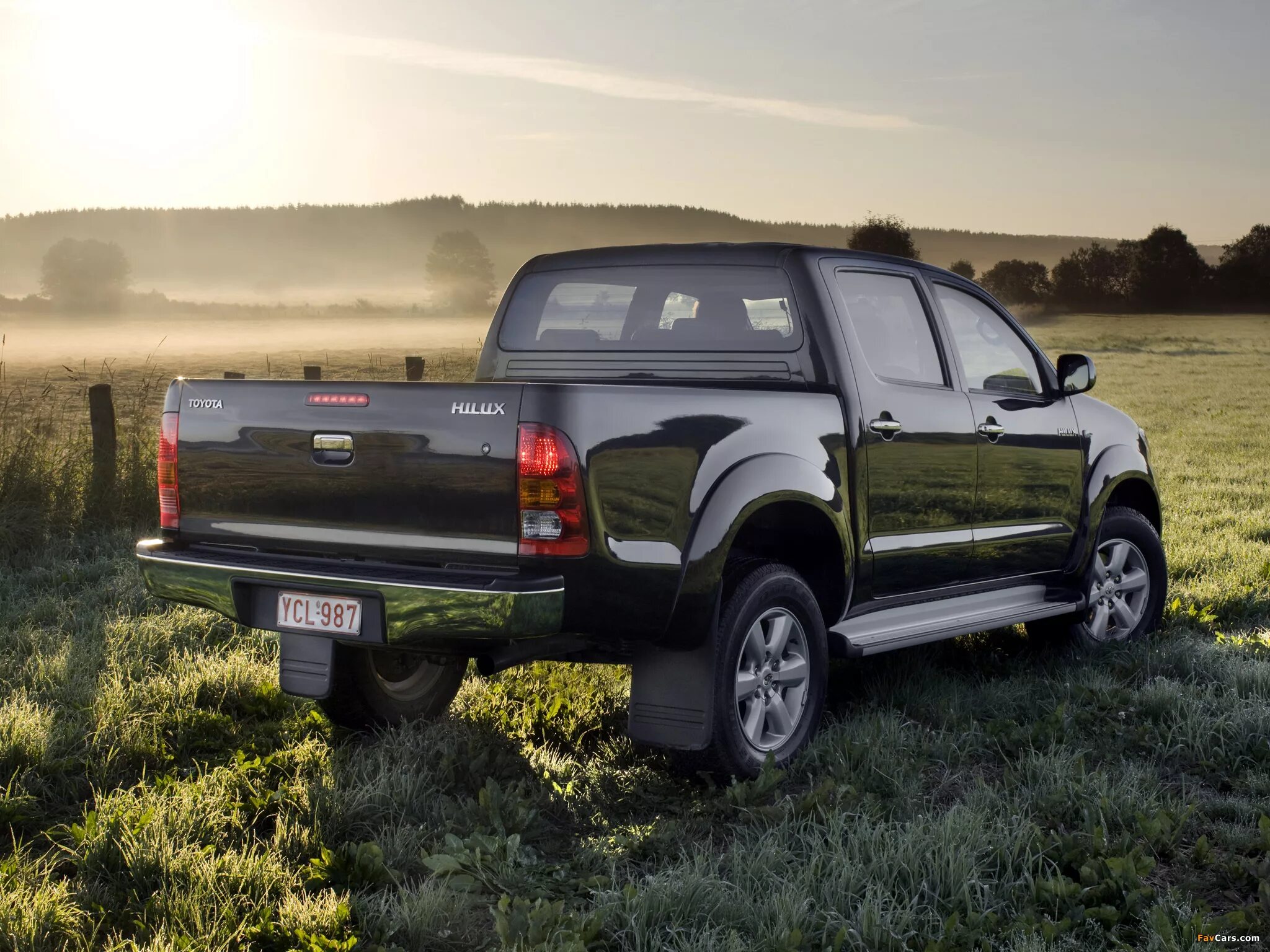 Toyota Hilux 2005-2014. Тойота Хайлюкс 2009 пикап. Тойота Хайлюкс 2015. Куплю хайлюкс б у