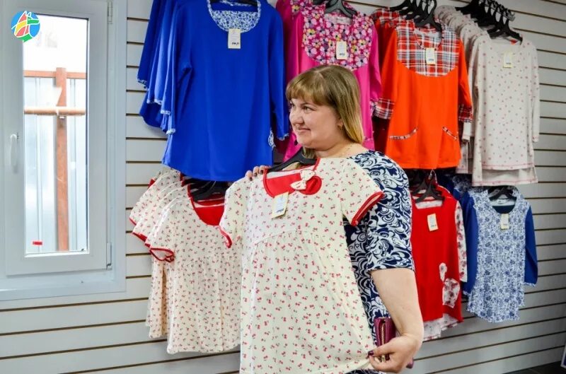 Трикотаж в рассказове. Трикотаж в рассказове. Рассказовский трикотаж в рассказово. Новосибирский женский трикотаж. Магазин одежды надежда.