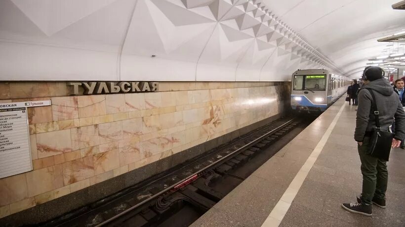 Серо метро. Серпуховско-тимирязевская линия метро. станция серпуховско-тимирязевской линии московского метрополитена. серпуховско тимирязевская ветка метро. серпухов тимирязевская линия метро.
