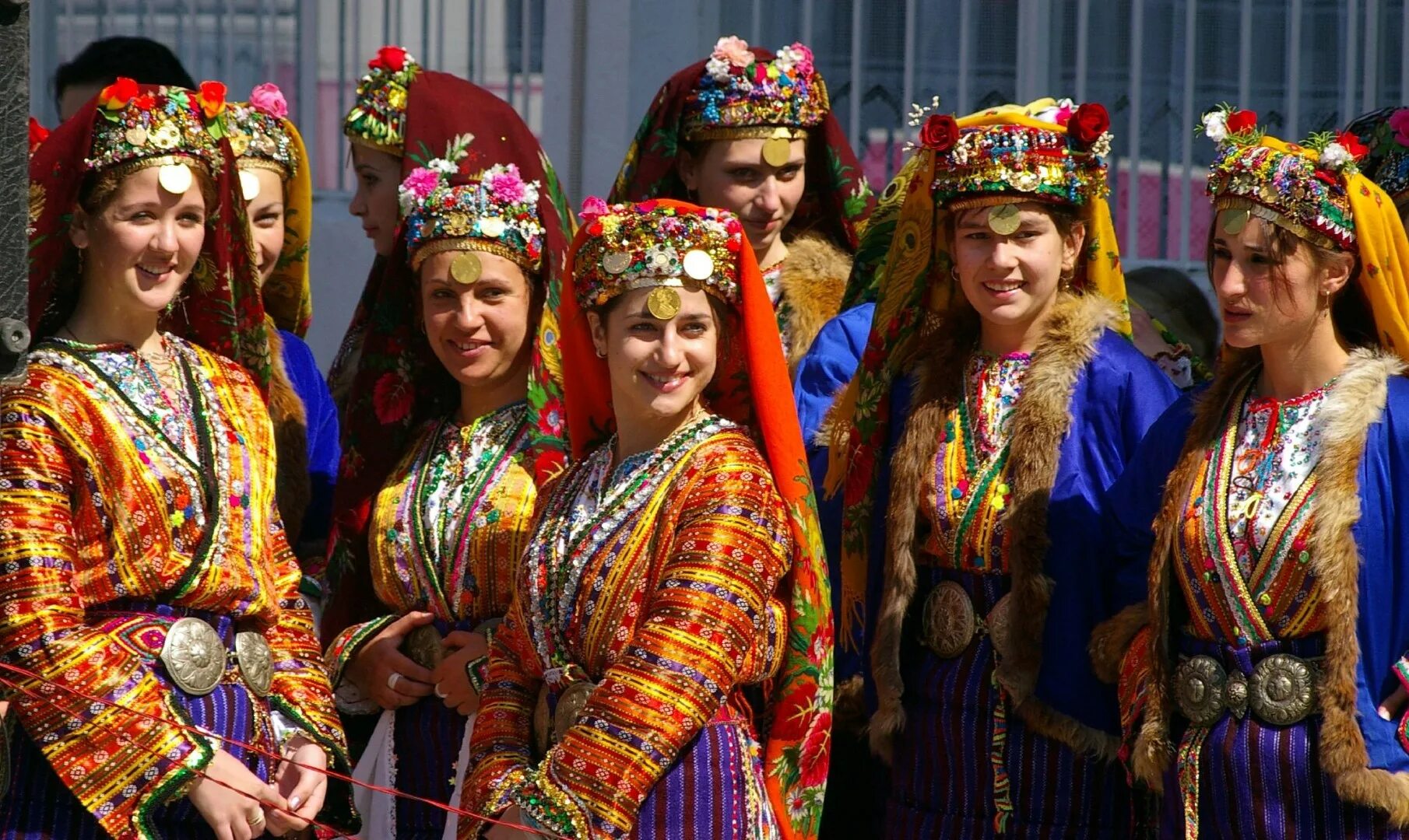 Болгары народ. Болгария народ. Болгария люди. Болгария этнос. Болгары.