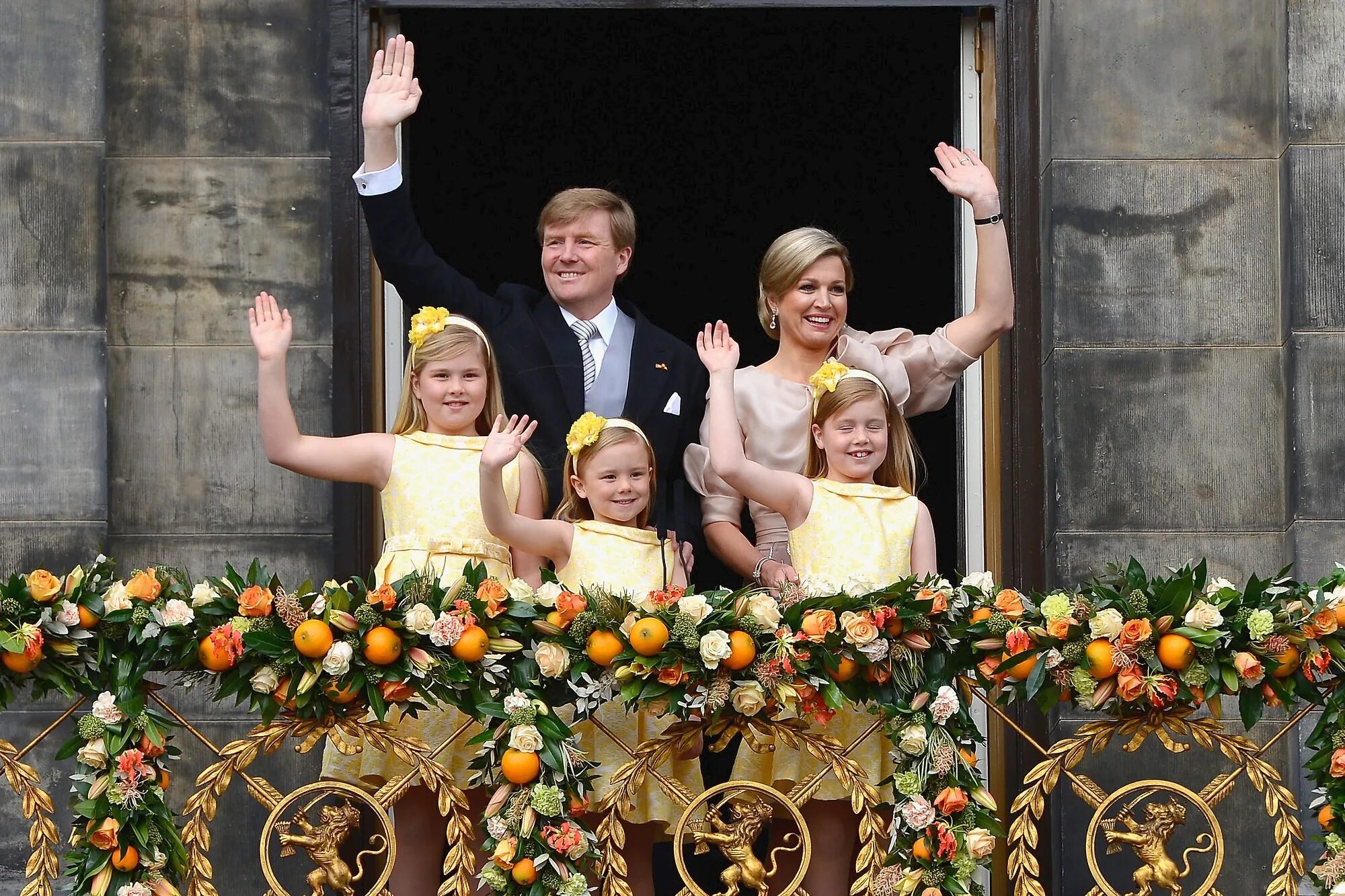 Глава государства нидерландов. Королева Максима Нидерланды коронация.