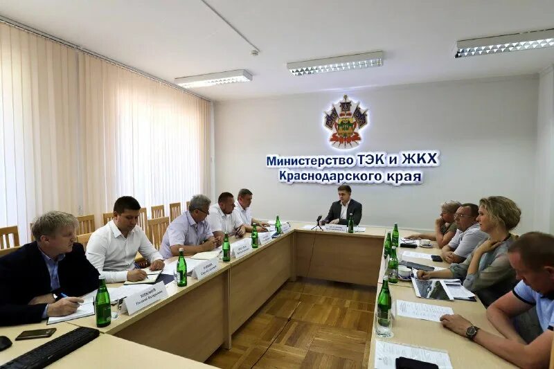 Шапошник тэк и жкх. Шапошник тэк и жкх. Врио министра тэк и жкх краснодарского края вячеслав шапошник. Шапошник тэк и жкх. Шапошник вячеслав николаевич министерство тэк и жкх.