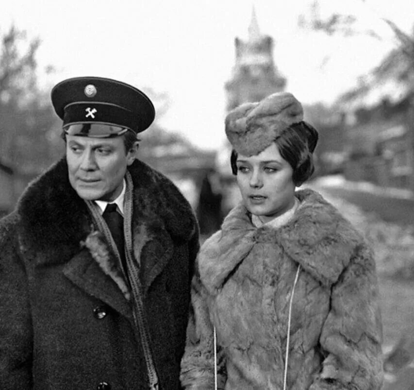 хождение по мукам фильм 1977. хождение по мукам фильм 1977. хождение по мукам 1977 год. хождение по мукам фильм 1977 алферова. светлана пенкина и ирина алферова хождение по мукам.