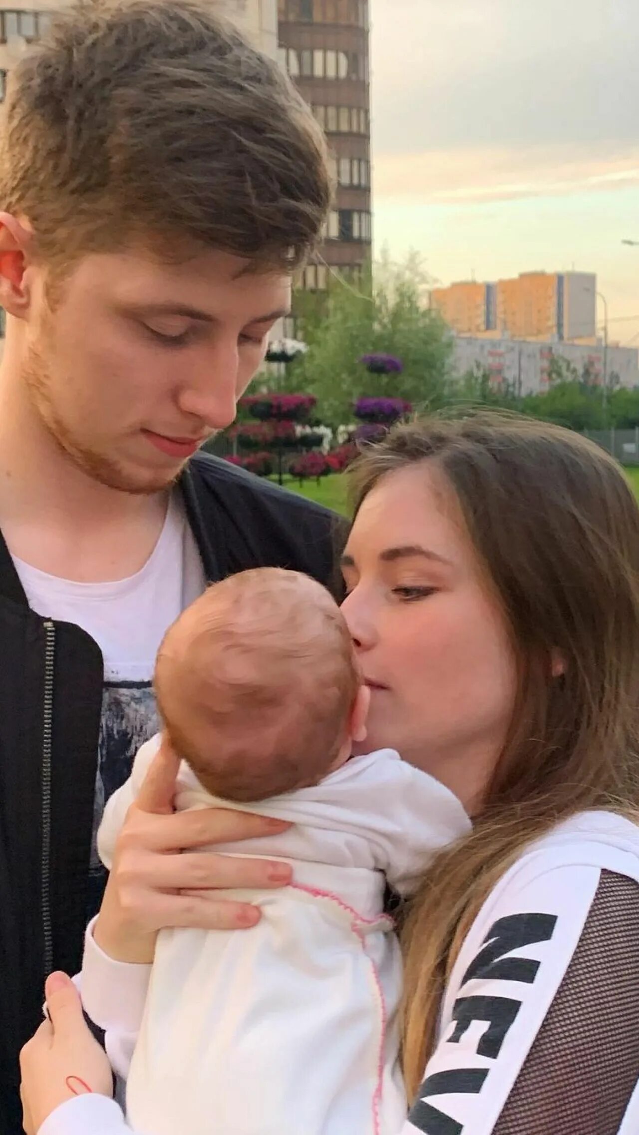 Юлия липницкая биография личная жизнь муж ป ก พ น ใ น บ อ ร ด Yulia Lipnitskaya