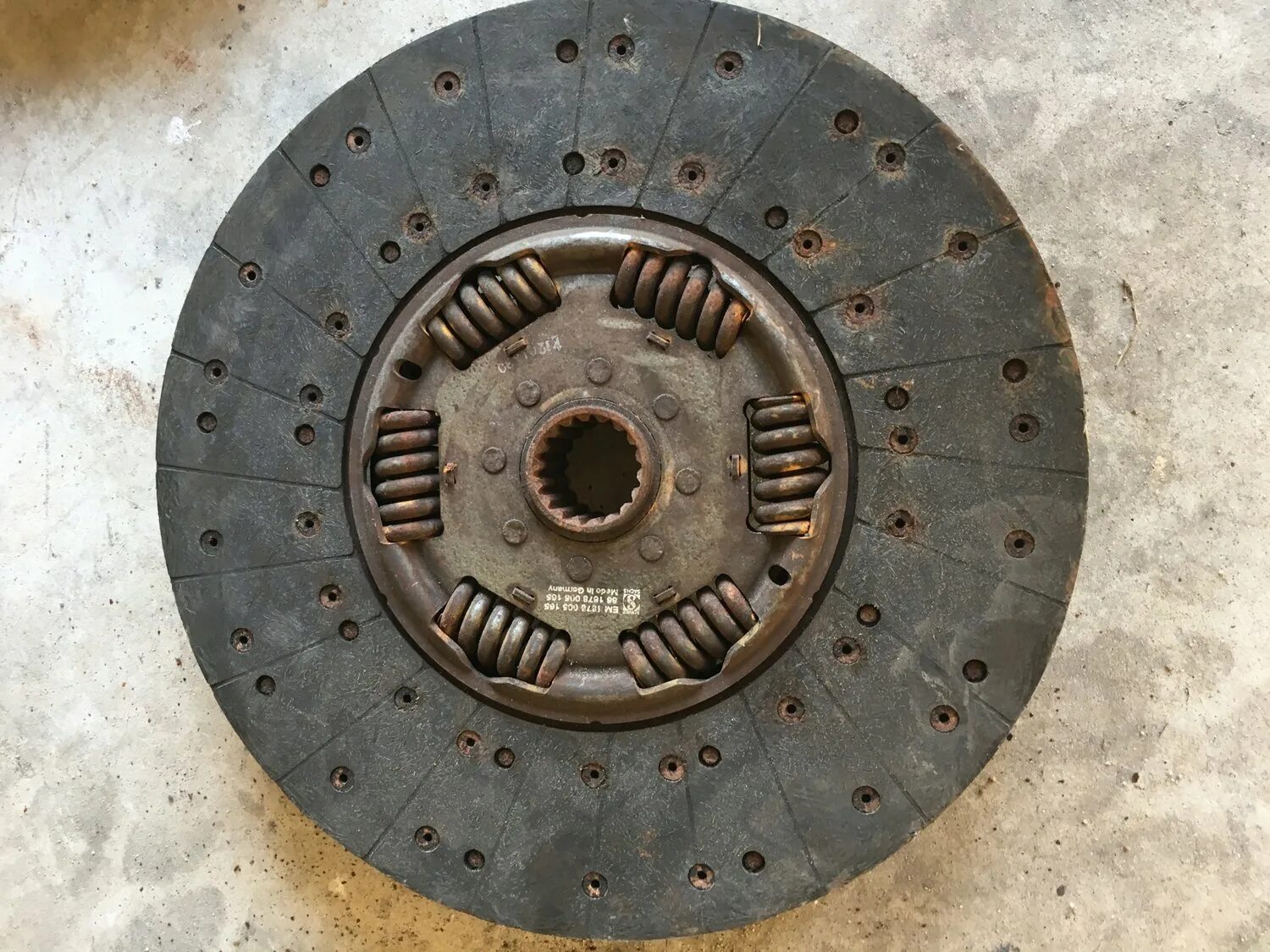 Диск сцепления актрос. Диск сцепления mercedes actros valeo. Диск сцепления valeo 829013. Диск сцепления мерседес актрос. Диск сцепления актрос.