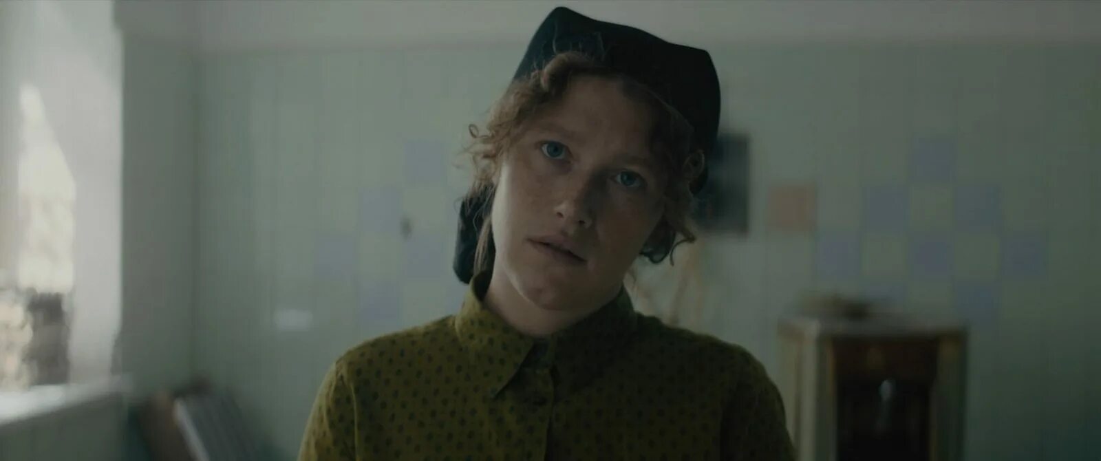 Деревня разруха российская разруха. The godless 2017. В сельском храме батюшка. Приход забытый. Заброшенные деревни россии.