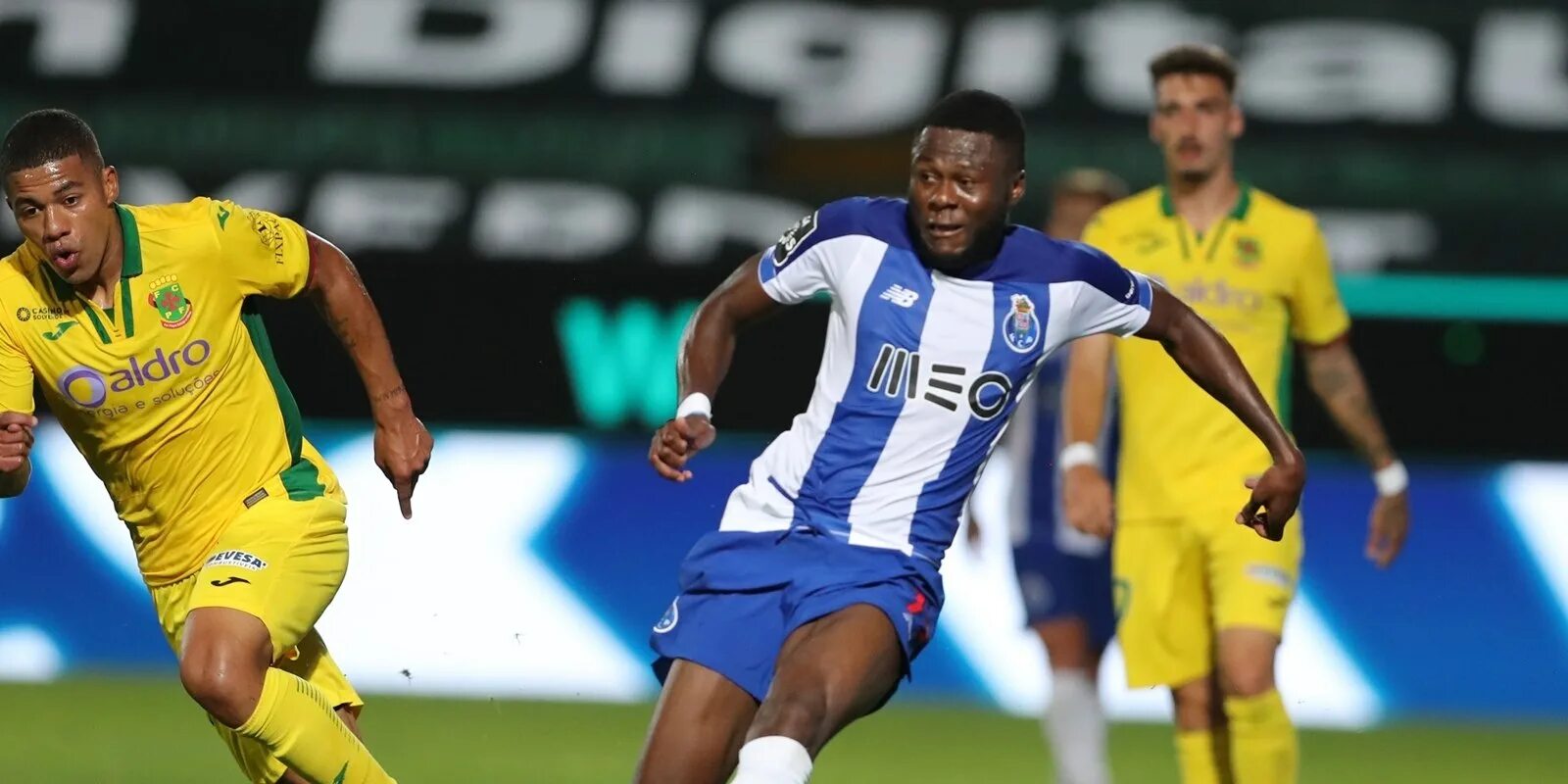 Пасуш де феррейра порту ii. Чемпионат португалии – пасуш де феррейра. Кубань 2008 горячий ключ футбол прямая трансляция. Пасуш де феррейра порту ii. Портимоненсе - пасуш де феррейра.