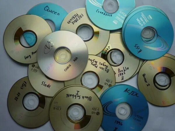 Mp 3 диски. Мр3 диск. мр3 диск музыкальные. мр3 + dvd.. диски мр3 и двд.