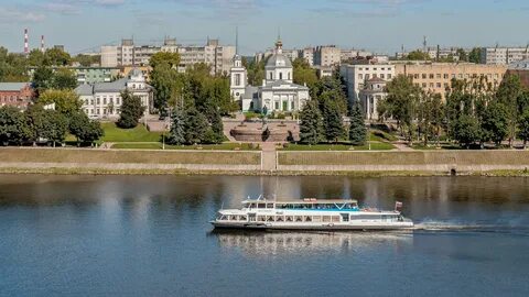 Какой город стоит на берегу волги
