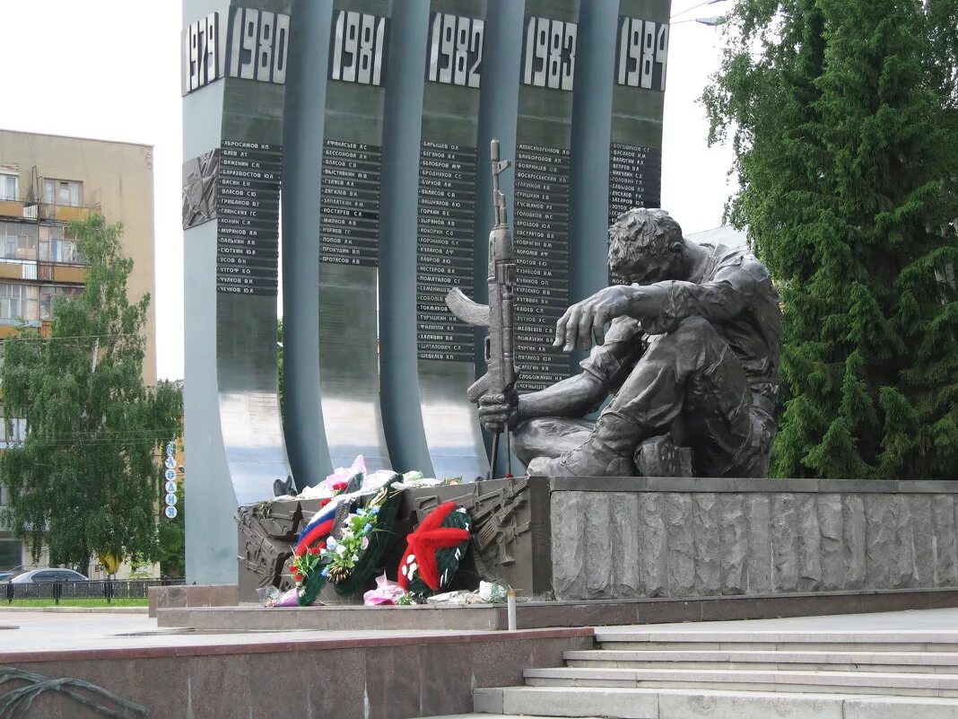 парк воинов интернационалистов в санкт-петербурге. мемориал воинам интернационалистам. мемориал воинам интернационалистам. мемориал воинам интернационалистам. мемориал воинам-афганцам санкт-петербург.