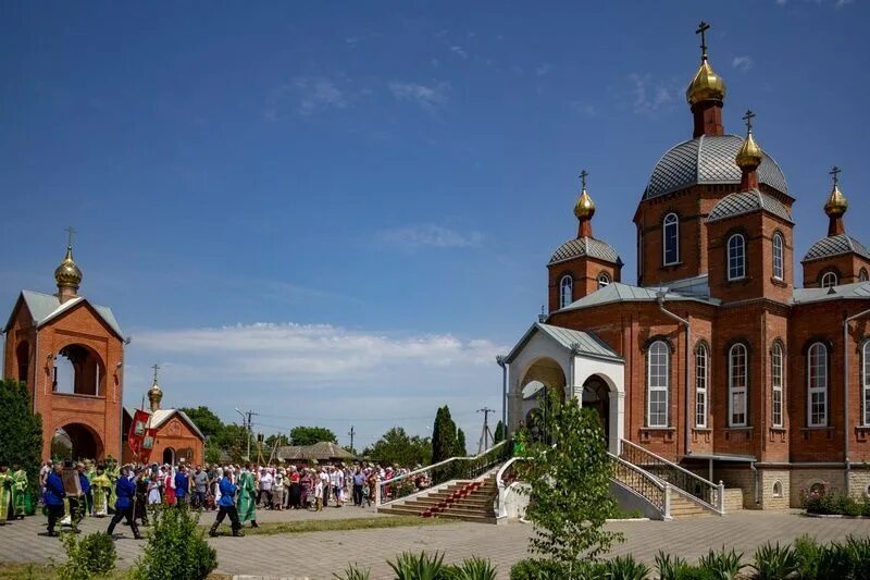 Погода г георгиевск. Храм Святой Троицы село Краснокумское. Церковь село Краснокумское Георгиевск. Село Краснокумское Георгиевский район Ставропольский край. Храм Святой Троицы Пятигорск.