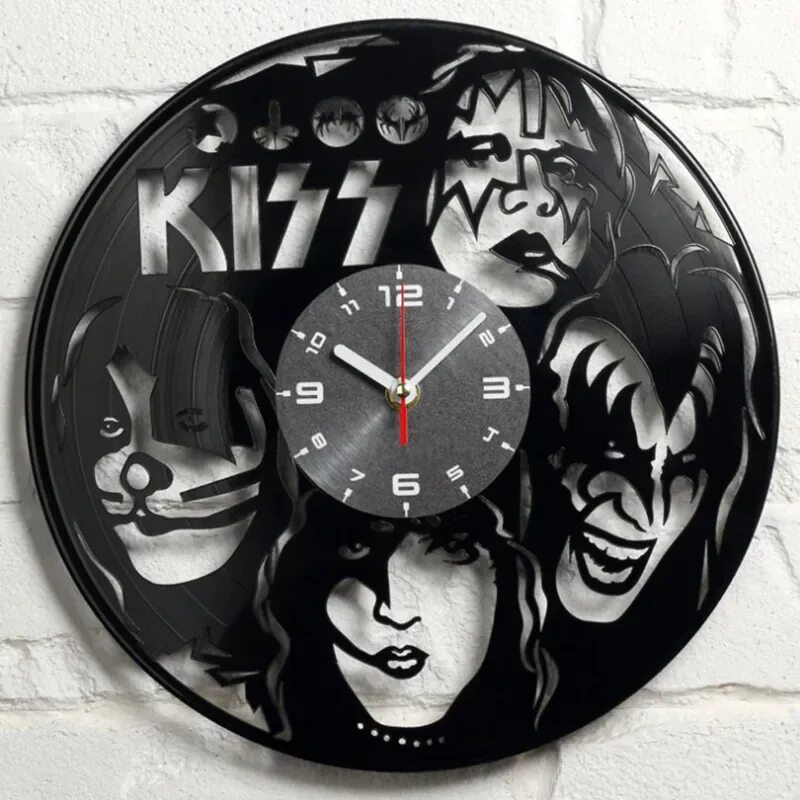 Часы кисс. Kiss (часы виниловые). Пластинка kiss. Часы kiss из винила [версия 1]. Часы кисс.