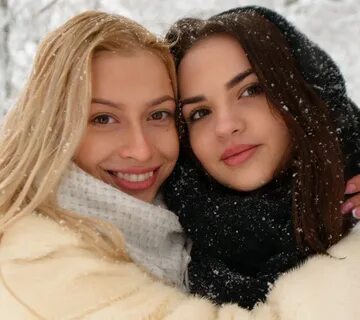 Вижу в девушке сестру