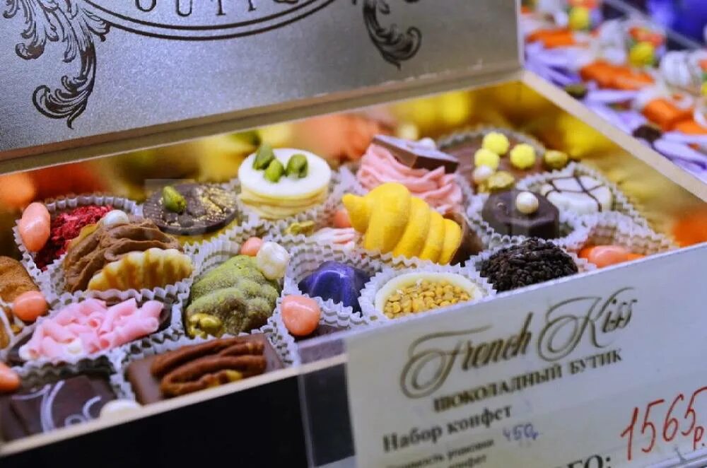 профессиональный кондитер. кондитер. кондитер дегустация тортов. кондитеров адреса. кондитер.