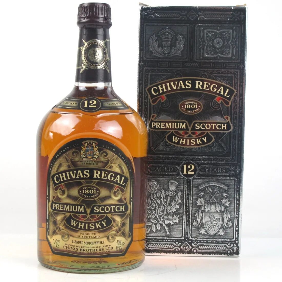 Чивас литр купить. Чивас Ригал. Chivas Regal 12. Виски 12 Ригал Чивас Ригал. Чивас Ривас виски 12.