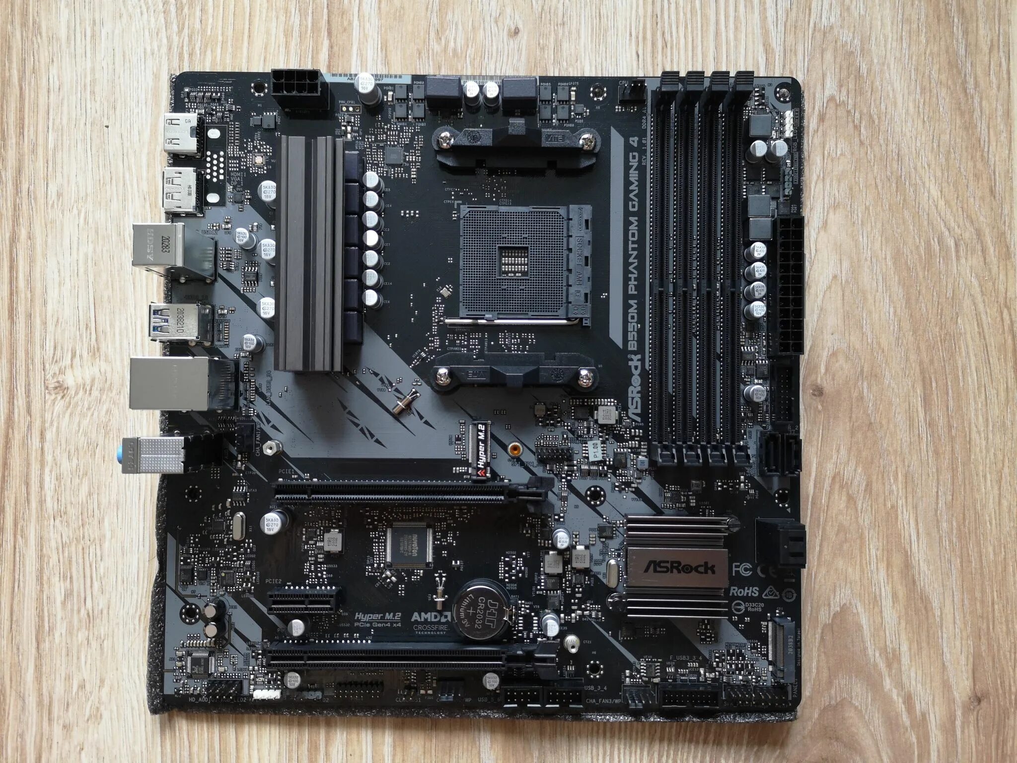 Asrock материнская плата b550m phantom gaming 4