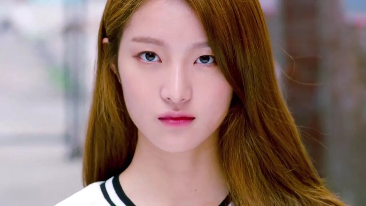 Your very nice. Seventeen very nice актриса. lisa blackpink sana twice. very nice eyes песни. севентин клаб девочки.