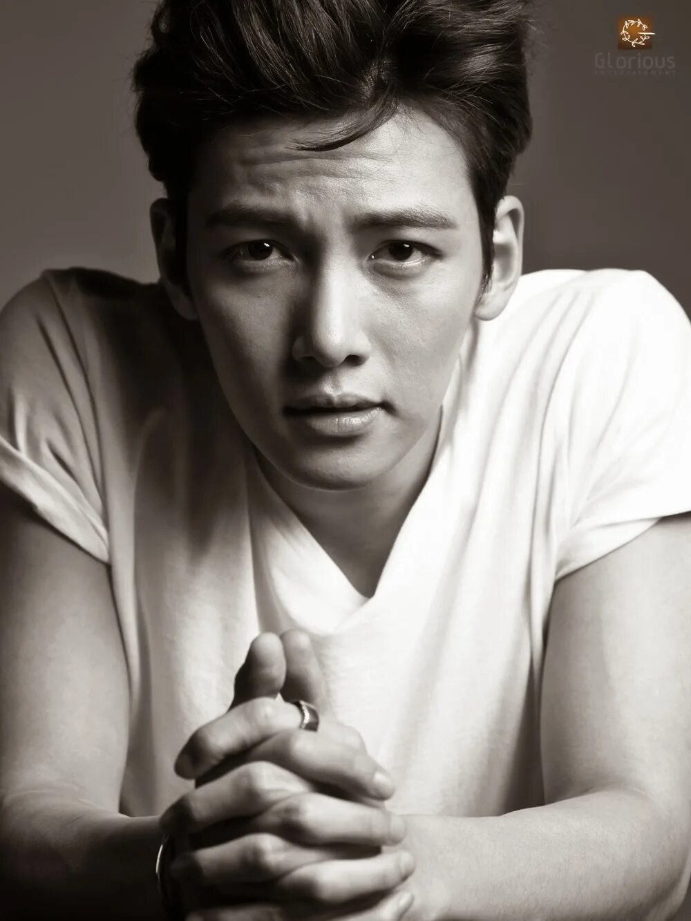 Чжи чан ук. Чанук. Чанук. Актер чжи чан ук. Корейский актер чжи чан ук.