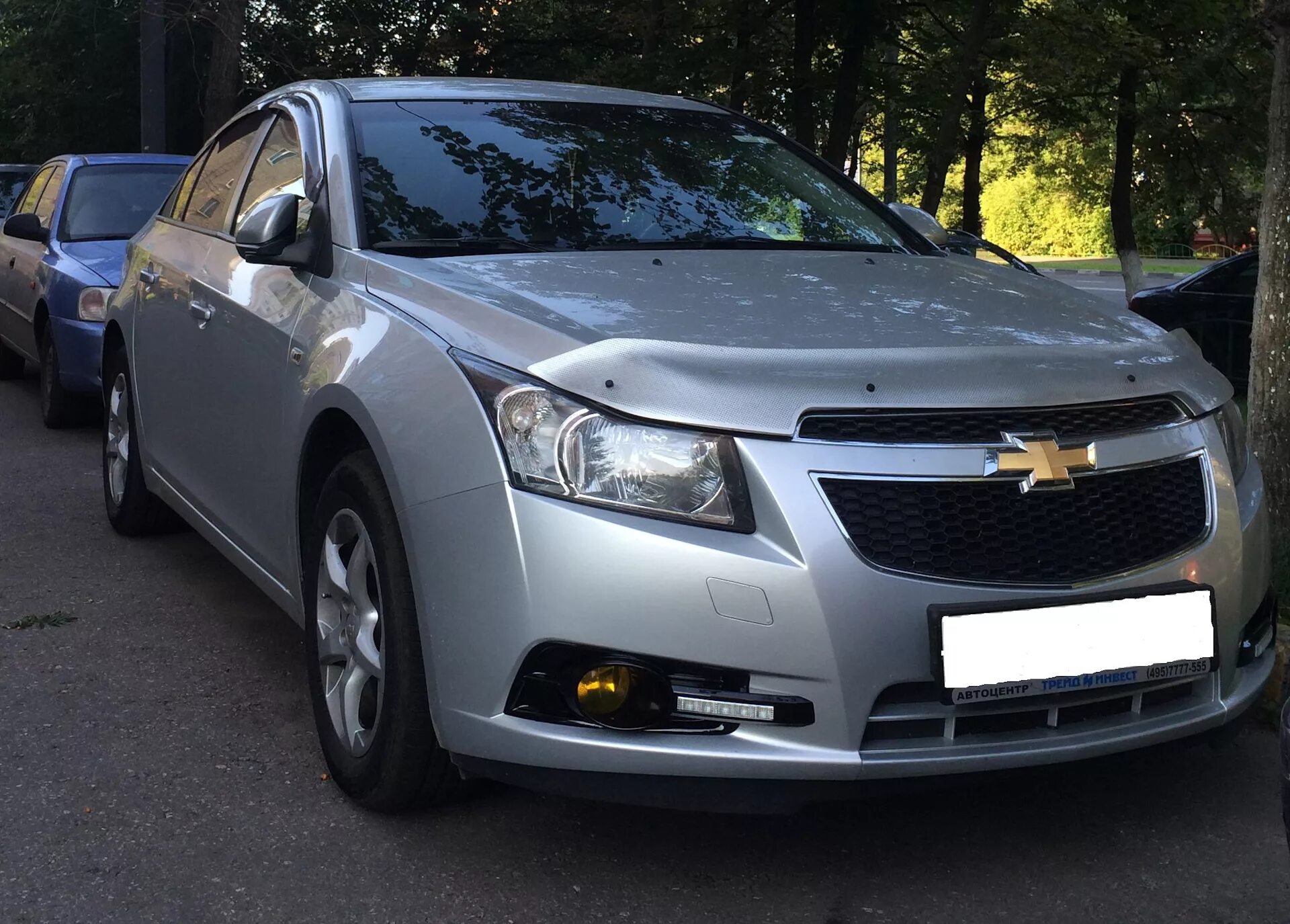 Круз 1.8 механика купить. Chevrolet Cruze 2010. Chevrolet Cruze 2011 1.8. Шевроле Круз 2011 1.8 механика. Chevrolet Cruze (1g).