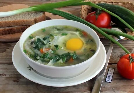 Суп из крапивы с яйцом и картофелем
