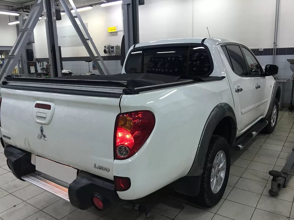 Mitsubishi l200 замена. Клапан c АКПП Mitsubishi l200. Поддон артикул АКПП Митсубиси l200. DEEPTONE l200. Ремонт Митсубиси l200.