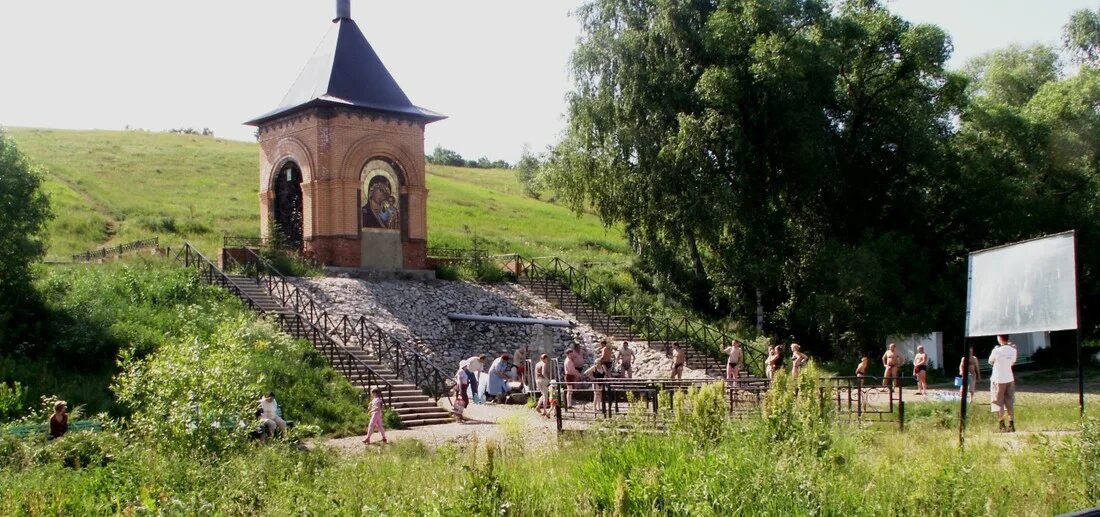 Родники тульской области. Родник Осаново Тульская область. Осаново Святой источник в Тульской области. Асаново Тульской области Родник. Святой источник в Осаново Тульская.