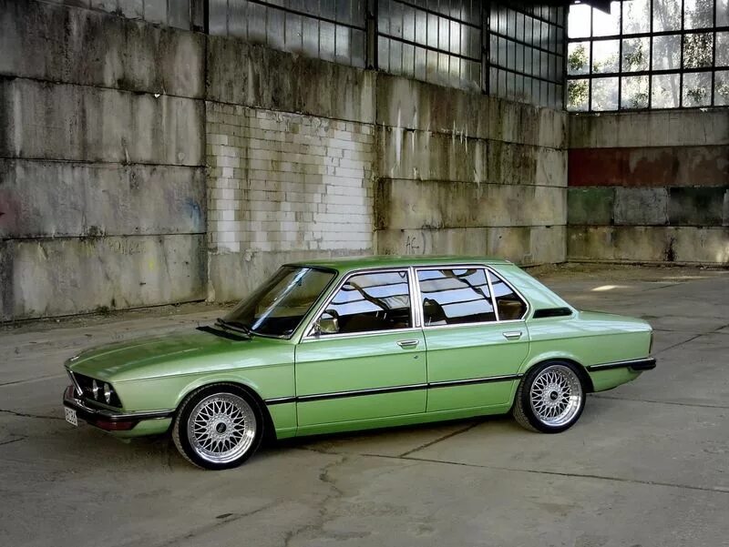 Баварский Hot Rod - РОН Перри 1979 3.9-литровый M30- BMW E12 - DRIVE2