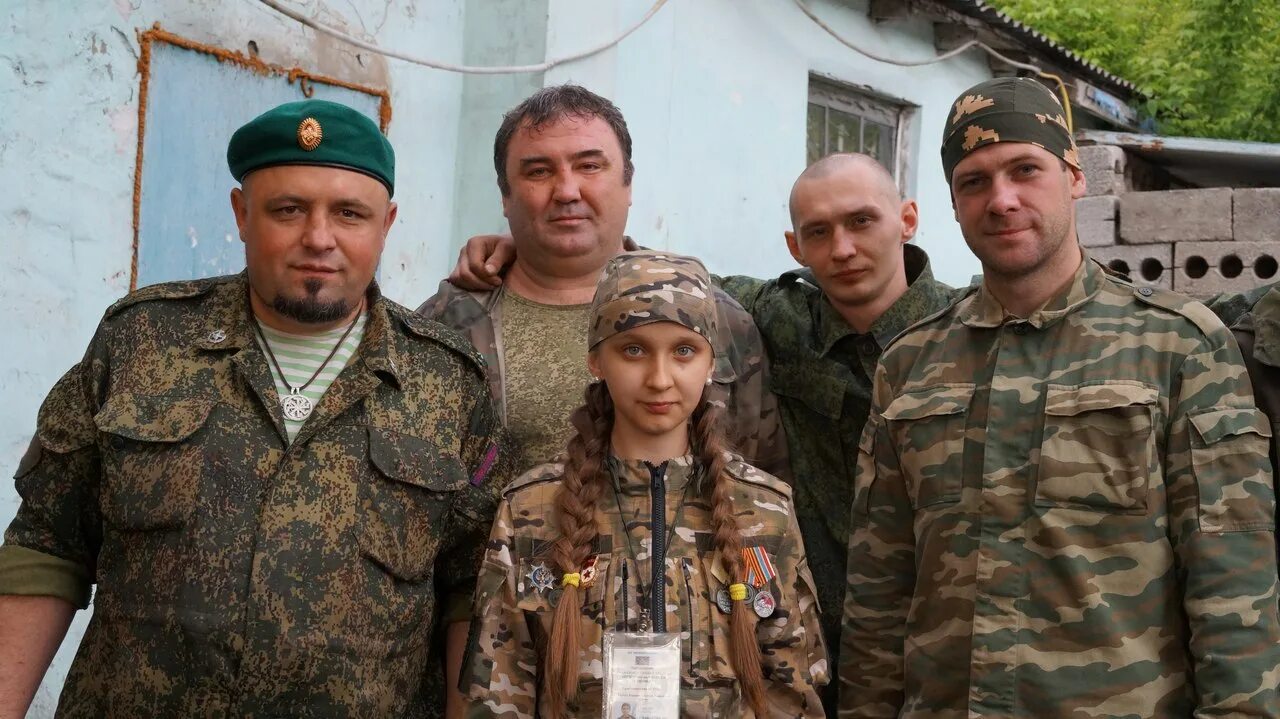 С 23 февраля лнр. Военная разведка днр. Полиция лнр. Группы лнр. Группы лнр.