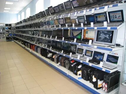 Большой компьютерный магазин