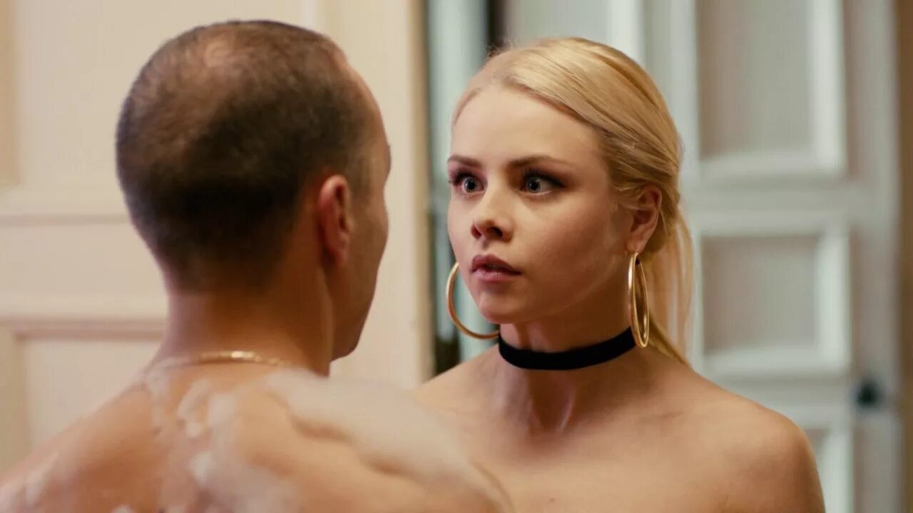 Как изменилась звезда сериала "Закрытая школа" Луиза-Габриэла Бровина